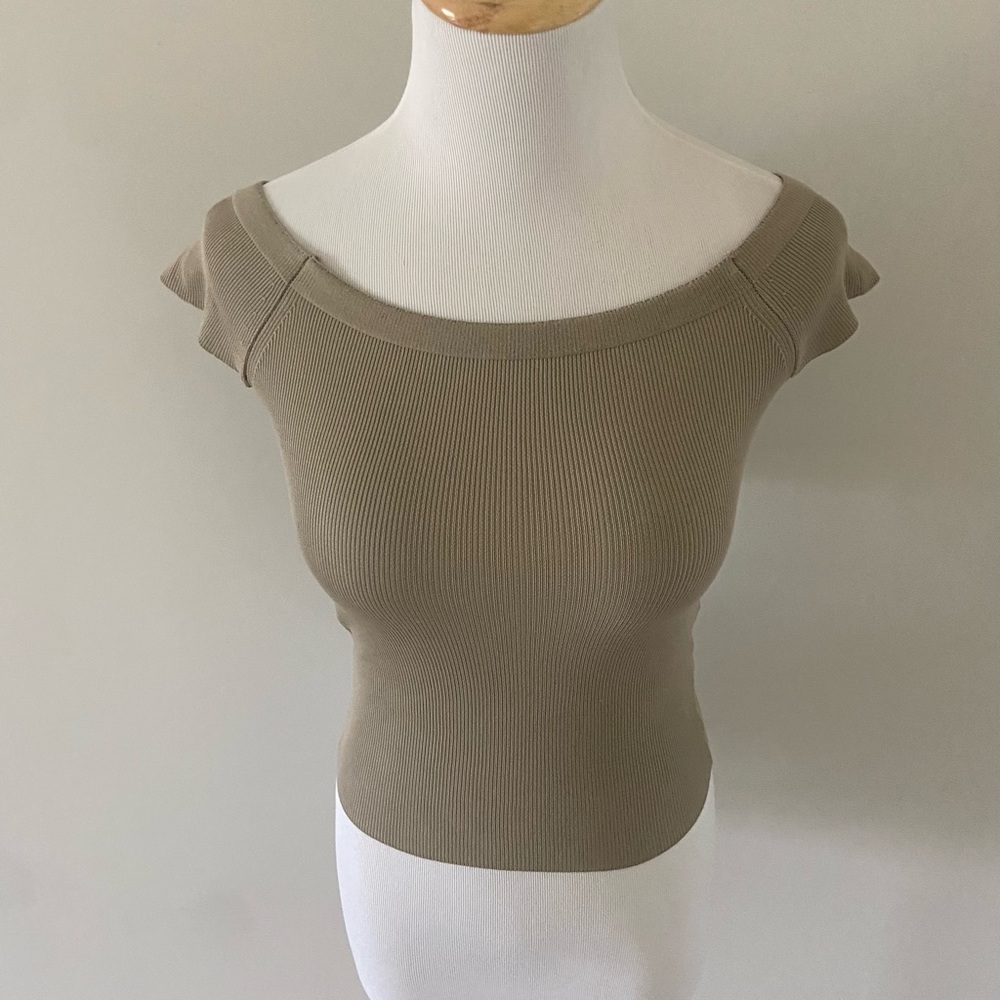 Zara Ribbed Top - Picture 4 of 7